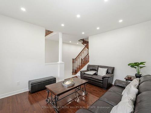 1 White Elm Way, Brampton, ON - Indoor Photo Showing Living Room