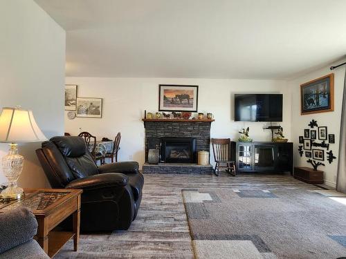 723 Elm Street, Ashcroft, BC - Indoor Photo Showing Living Room With Fireplace