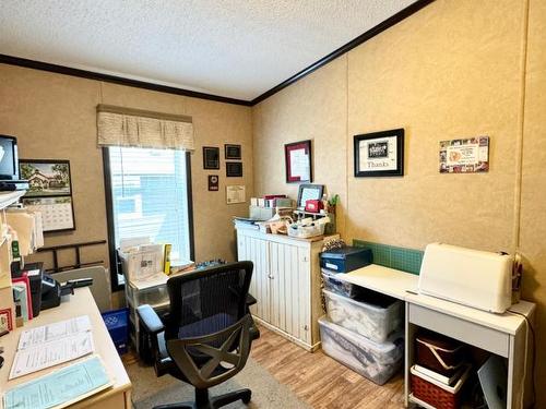 2581 Spring Bank Ave, Merritt, BC - Indoor Photo Showing Office