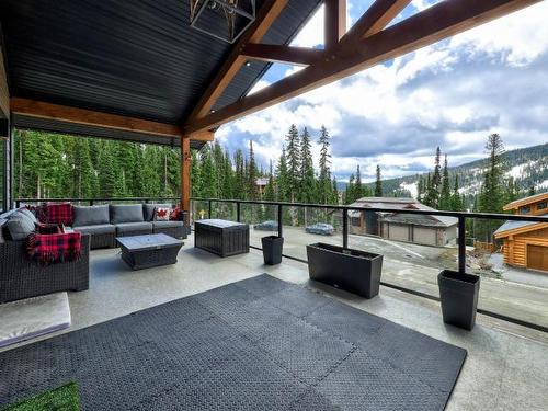 4157 Sundance Drive, Sun Peaks, BC - Outdoor With Deck Patio Veranda With Exterior