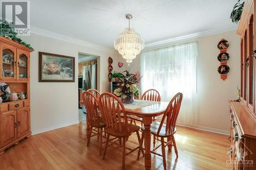 1505 Forest Valley Drive, Ottawa, ON - Indoor Photo Showing Dining Room