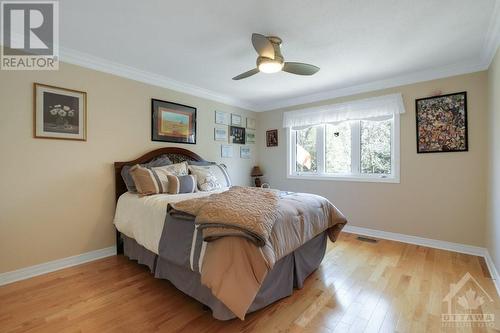 1505 Forest Valley Drive, Ottawa, ON - Indoor Photo Showing Bedroom