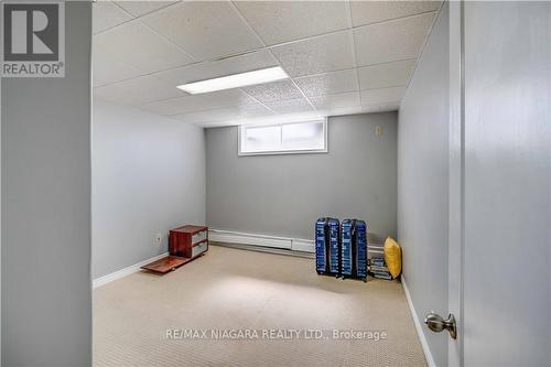 176 Loyalist Dr, Welland, ON - Indoor Photo Showing Other Room