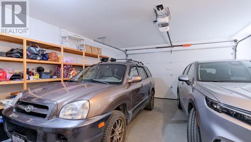 2188 Bennett Road, Kelowna, BC - Indoor Photo Showing Garage