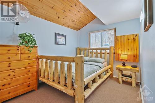 75 Fairhaven Lane, Maberly, ON - Indoor Photo Showing Bedroom