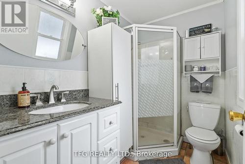 2078 Hwy 2, Clarington, ON - Indoor Photo Showing Bathroom