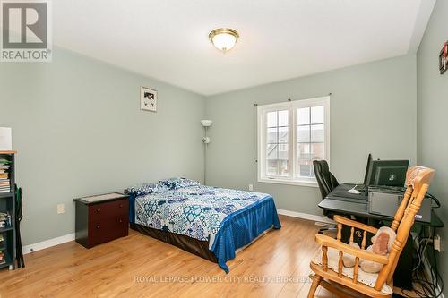 15 Quailvalley Drive, Brampton, ON - Indoor Photo Showing Bedroom