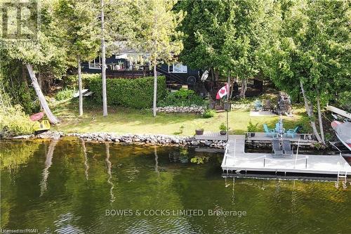 2548 Birds Hill Lane, Smith-Ennismore-Lakefield, ON - Outdoor With Body Of Water