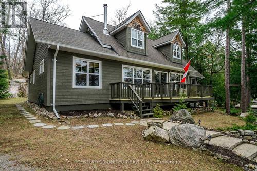 63 Fire Route 354, Galway-Cavendish And Harvey, ON - Outdoor With Deck Patio Veranda