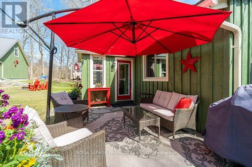 445 Beaver Lake Rd, Galway-Cavendish And Harvey, ON - Outdoor With Deck Patio Veranda