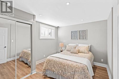 22 Ash Court, Brampton, ON - Indoor Photo Showing Bedroom