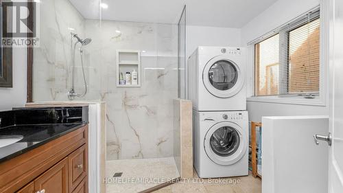 171 Edenbrook Hill Drive, Brampton, ON - Indoor Photo Showing Laundry Room