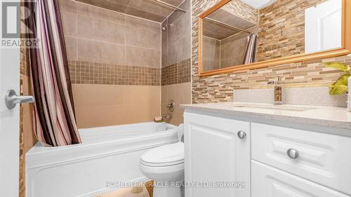 171 Edenbrook Hill Dr, Brampton, ON - Indoor Photo Showing Bathroom