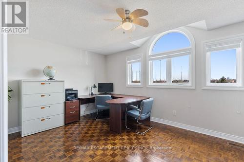 5100 Fallingbrook Drive, Mississauga, ON - Indoor Photo Showing Office