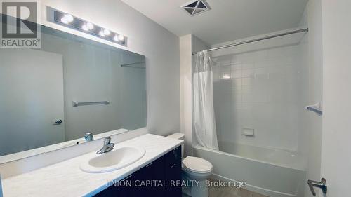 512 - 20 Orchid Place Drive, Toronto, ON - Indoor Photo Showing Bathroom
