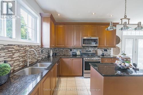 106 Montgomery Ave, Whitby, ON - Indoor Photo Showing Kitchen With Double Sink