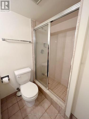 307 - 330 Alton Towers Circle, Toronto, ON - Indoor Photo Showing Bathroom