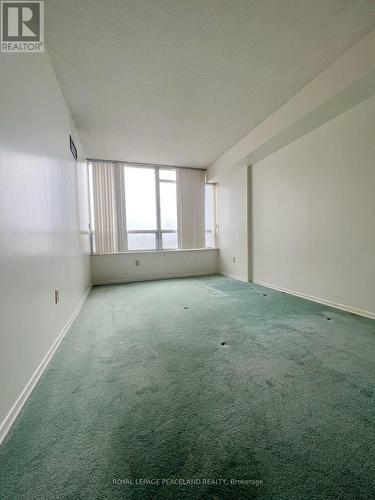 #307 -330 Alton Towers Circ, Toronto, ON - Indoor Photo Showing Other Room
