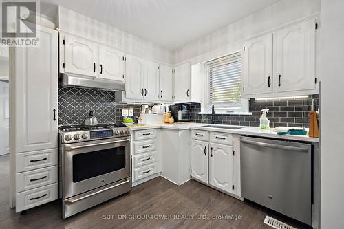 246 Epsom Downs Dr, Toronto, ON - Indoor Photo Showing Kitchen