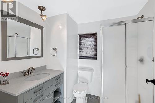 42 Flora Drive, Innisfil, ON - Indoor Photo Showing Bathroom