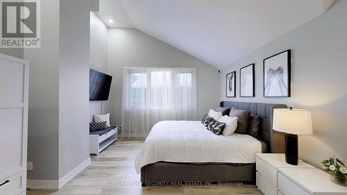 #Th 23 -100 Arbors Lane, Vaughan, ON - Indoor Photo Showing Bedroom