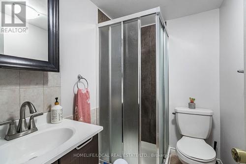 41 Rusholme Dr, Toronto, ON - Indoor Photo Showing Bathroom