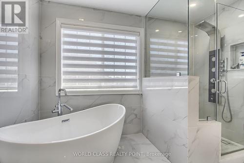 7 Delphinium Avenue, Richmond Hill, ON - Indoor Photo Showing Bathroom