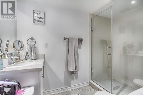 7 Delphinium Avenue, Richmond Hill, ON - Indoor Photo Showing Bathroom