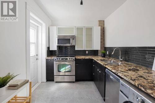 355 Lansdowne Avenue, Toronto, ON - Indoor Photo Showing Kitchen With Double Sink
