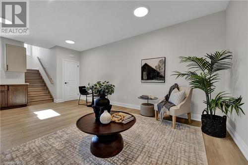 800 Myers Road Unit# 101, Cambridge, ON - Indoor Photo Showing Living Room