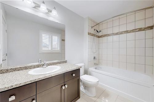 63 Chamomile Drive, Hamilton, ON - Indoor Photo Showing Bathroom