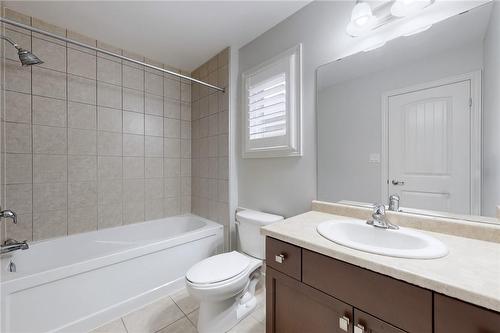 63 Chamomile Drive, Hamilton, ON - Indoor Photo Showing Bathroom