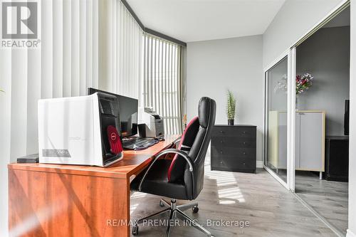 #1013 -309 Major Mackenzie Dr E, Richmond Hill, ON - Indoor Photo Showing Office