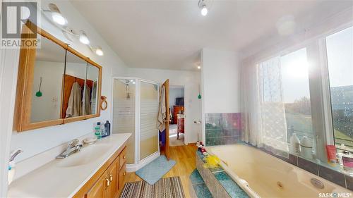 Christianson Acreage, Waldheim, SK - Indoor Photo Showing Bathroom