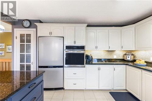 5286 Pine Hill Road, Sudbury, ON - Indoor Photo Showing Kitchen