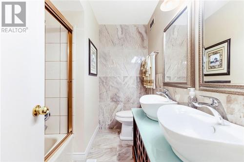 5286 Pine Hill Road, Sudbury, ON - Indoor Photo Showing Bathroom