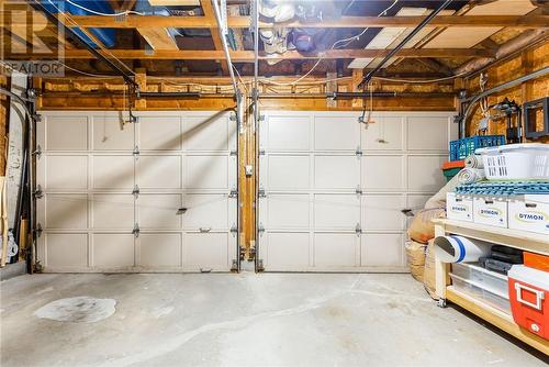 5286 Pine Hill Road, Sudbury, ON - Indoor Photo Showing Garage