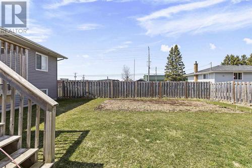 8 Sherbrook Dr, Sault Ste. Marie, ON - Outdoor