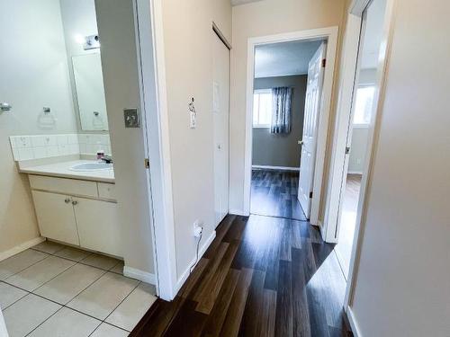 191 Mcgill Rd, Kamloops, BC - Indoor Photo Showing Bathroom
