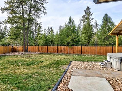 2030 Pinegrass Crt, Kamloops, BC - Outdoor With Backyard
