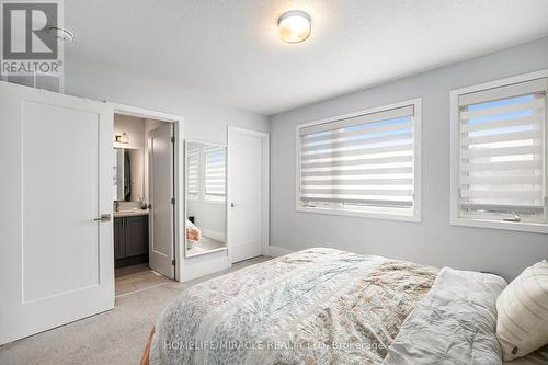 652 Perseus Avenue, Ottawa, ON - Indoor Photo Showing Bedroom