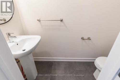 3068 Harasym Tr, Oakville, ON - Indoor Photo Showing Bathroom
