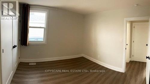2 Weston Road, St. Catharines, ON - Indoor Photo Showing Other Room