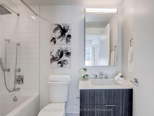 808-25 Richmond St E, Toronto, ON - Indoor Photo Showing Bathroom
