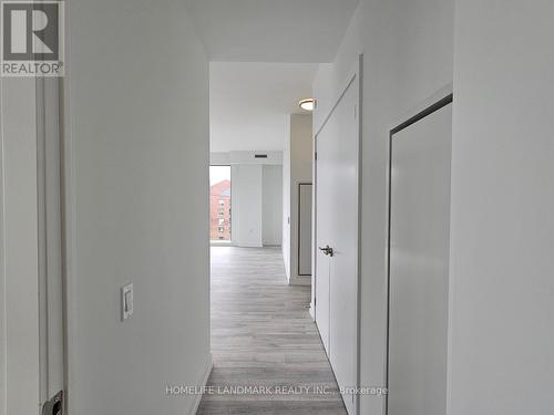 S1006 - 8 Olympic Garden Drive, Toronto, ON - Indoor Photo Showing Other Room