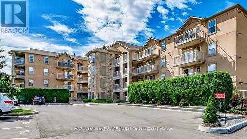 #408 -1450 Bishops Gate, Oakville, ON - Outdoor With Facade