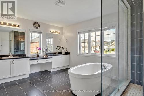 100 Highlands Boulevard, Cavan Monaghan, ON - Indoor Photo Showing Bathroom