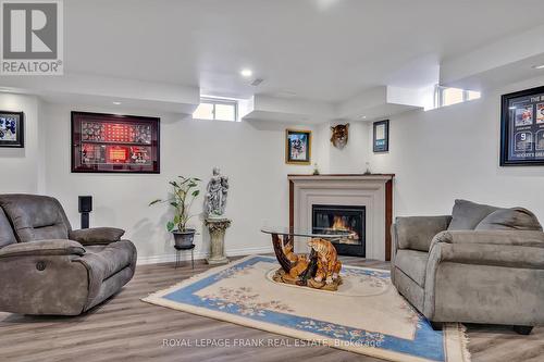 100 Highlands Boulevard, Cavan Monaghan, ON - Indoor With Fireplace