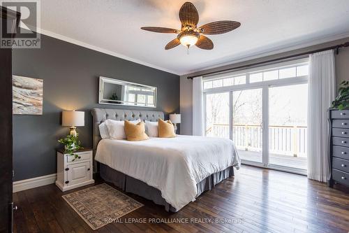4992 County Road 1 Rd, Prince Edward County, ON - Indoor Photo Showing Bedroom