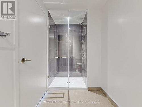 #5007 -3883 Quartz Rd, Mississauga, ON - Indoor Photo Showing Bathroom
